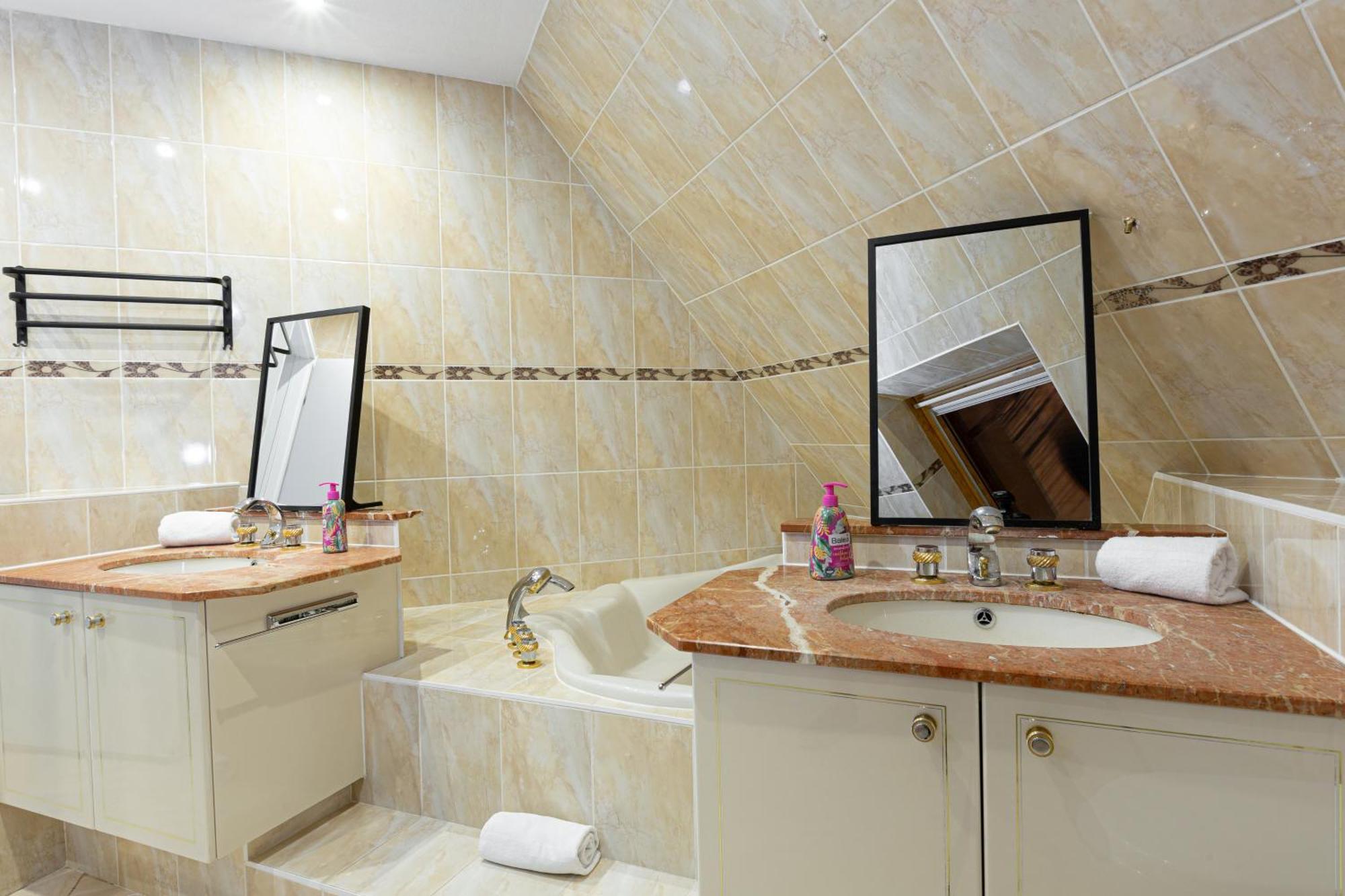 Gites Spa Strasbourg - Villa Ours - Spa Prive, Sauna, Borne D'Arcade, Babyfoot Ittenheim Zewnętrze zdjęcie